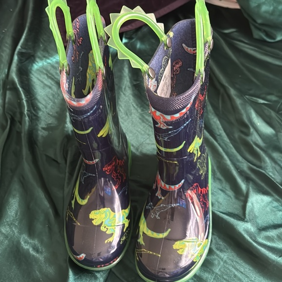 Kids Dinosaur Rain Boots - Multicolor - Picture 2 of 3